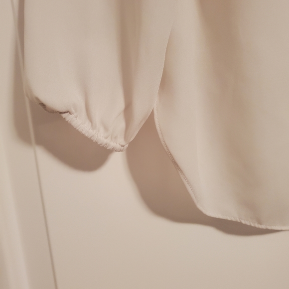 🌟3 for $25-White blouse with zipper - Picture 5 of 7